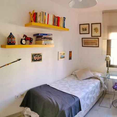Habitacion Agradable Con Bano Individual Sevilla Eksteriør billede