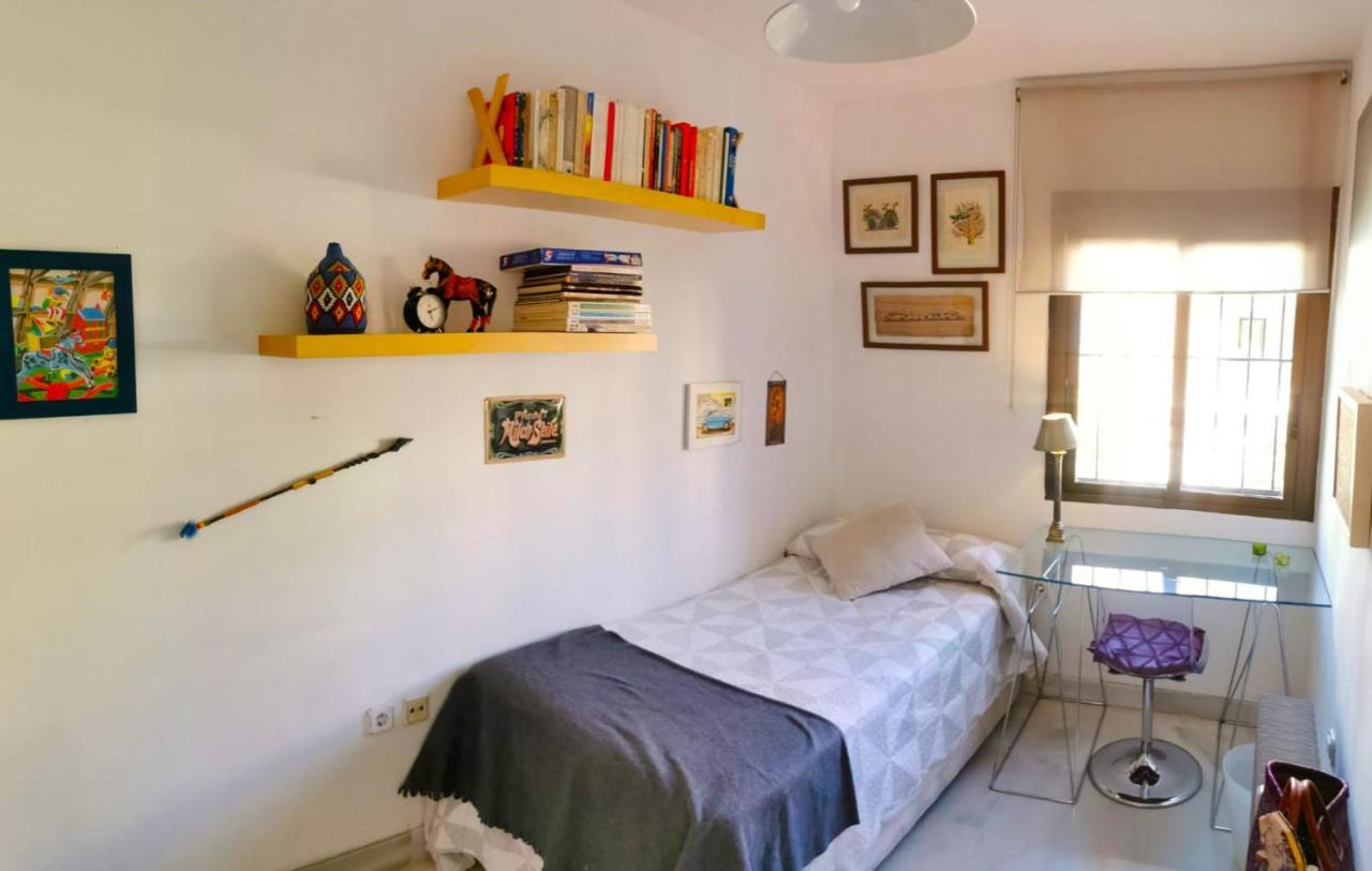 Habitacion Agradable Con Bano Individual Sevilla Eksteriør billede