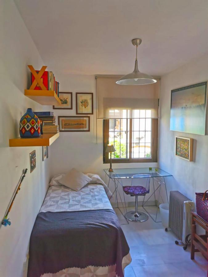 Habitacion Agradable Con Bano Individual Sevilla Eksteriør billede